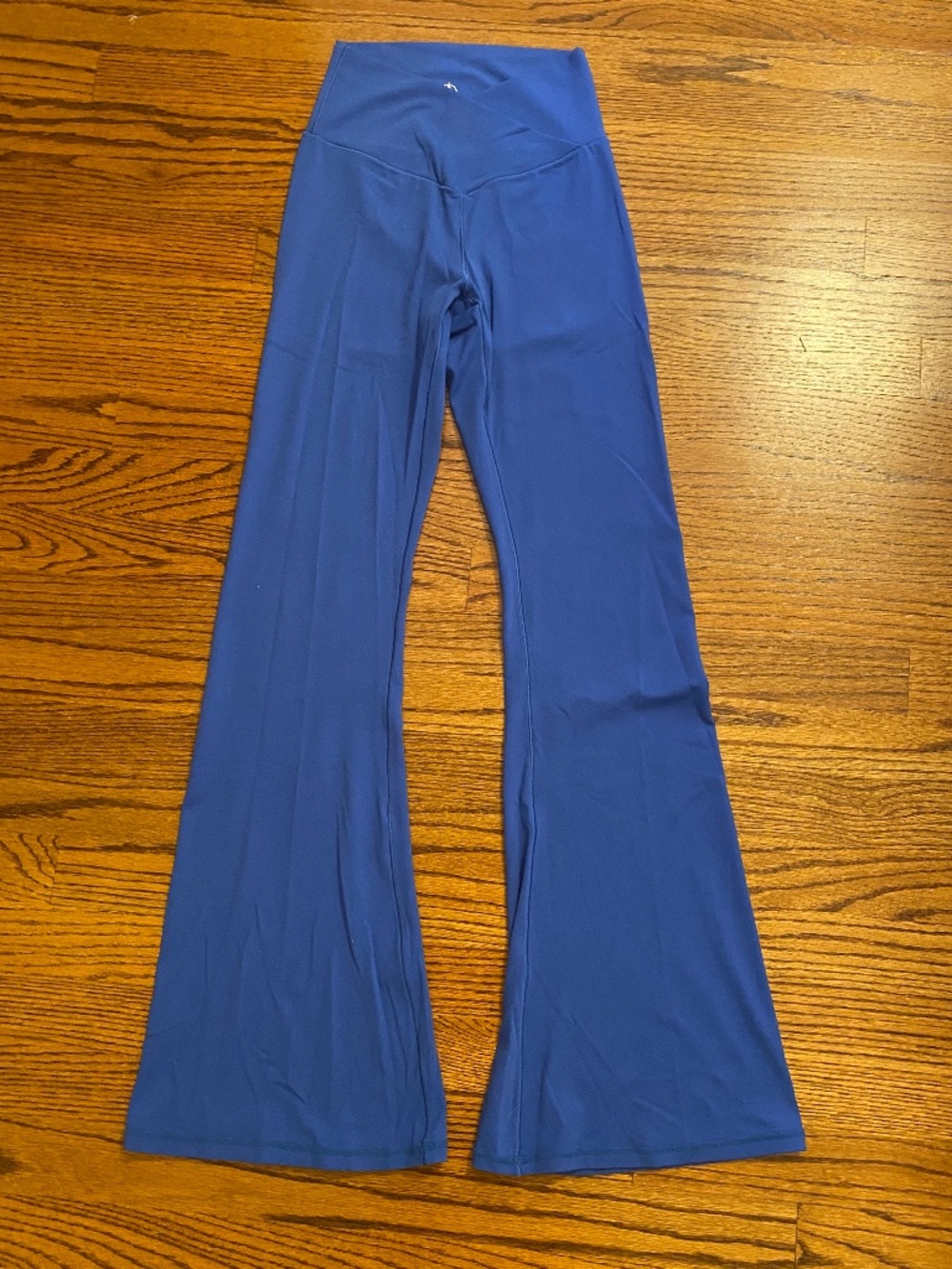 Royal blue crossover flare leggings